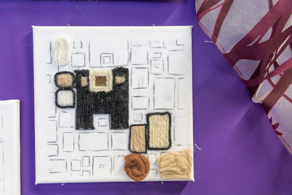 Schülerkunstwerke im Stil von Klimt