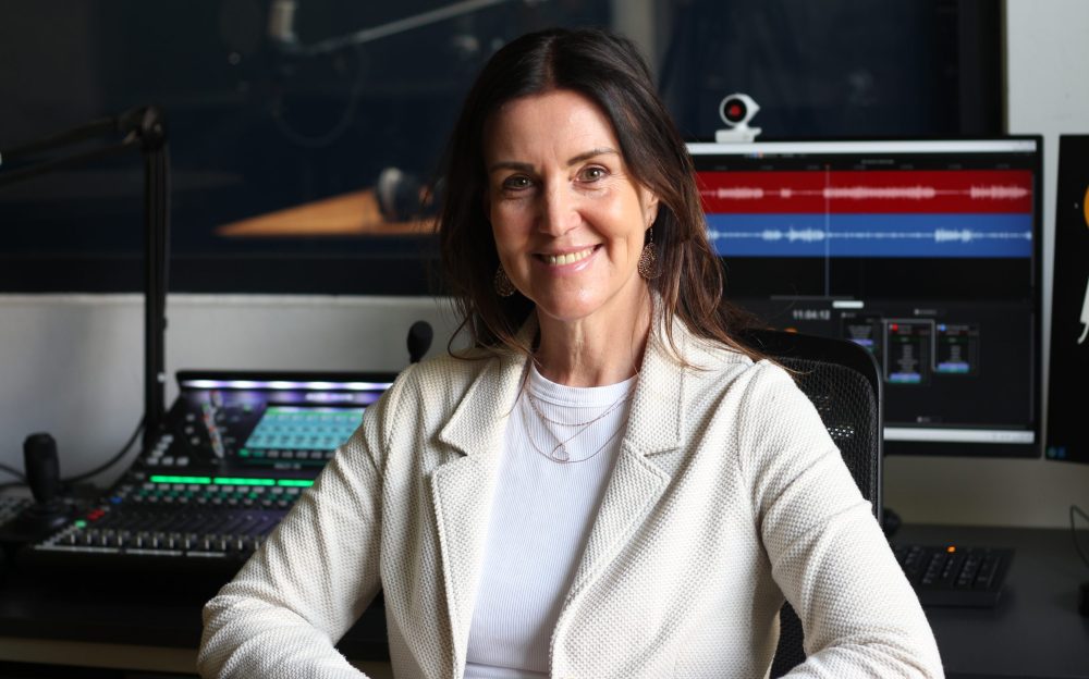 Susanne Gobli im Radiostudio