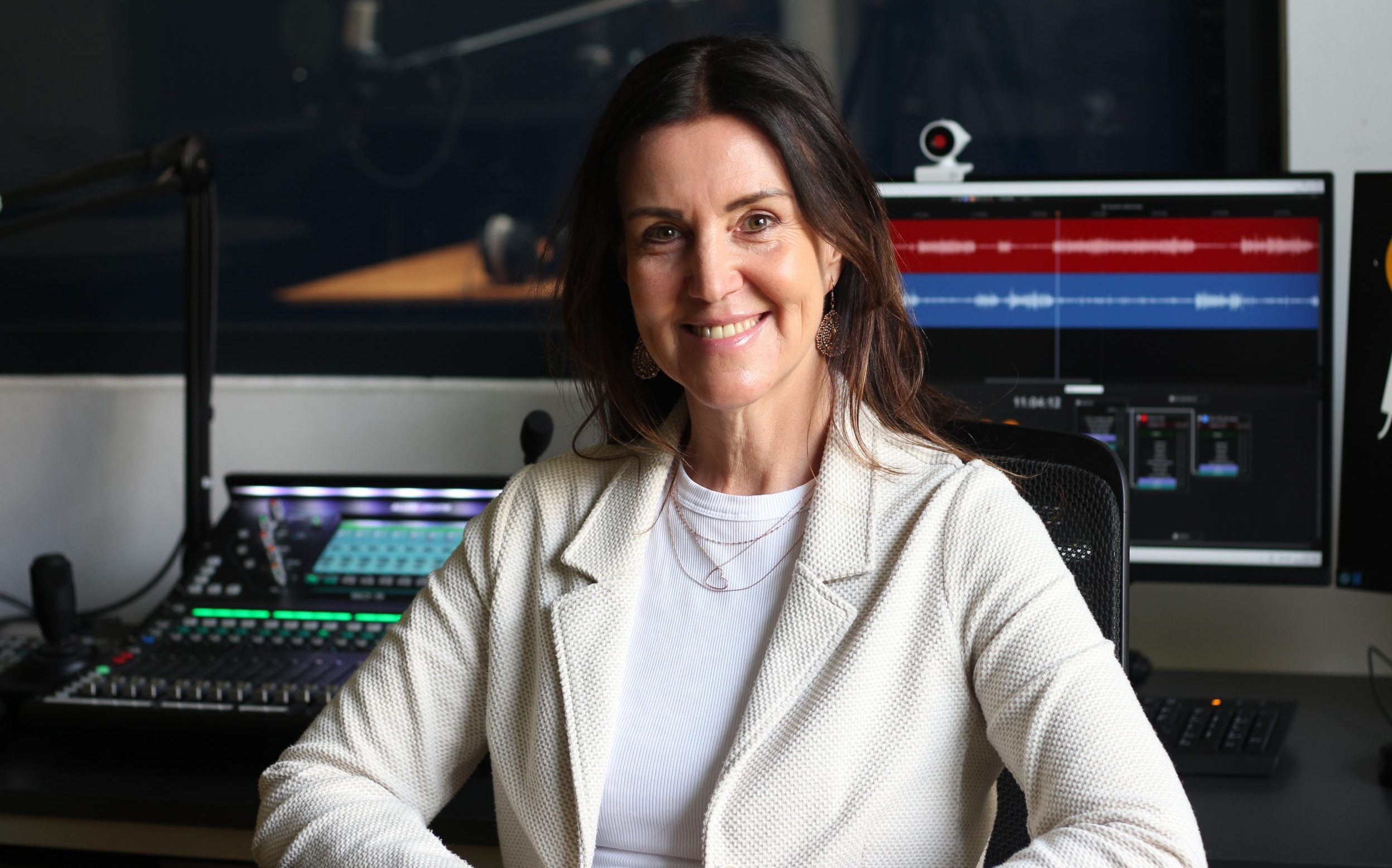 Susanne Gobli im Radiostudio